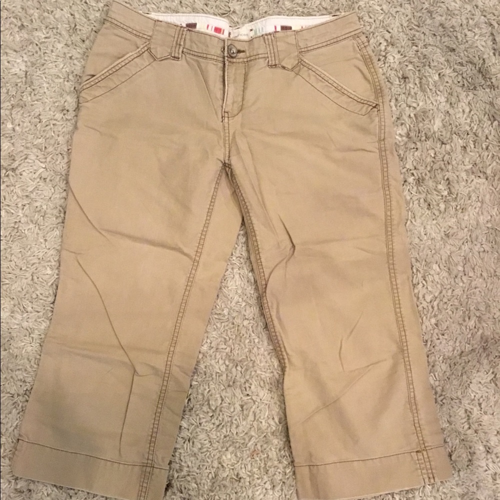 Maurices khaki capris